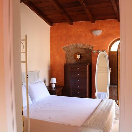 Casa Vacanze Elena Rometta Zewnętrze zdjęcie
