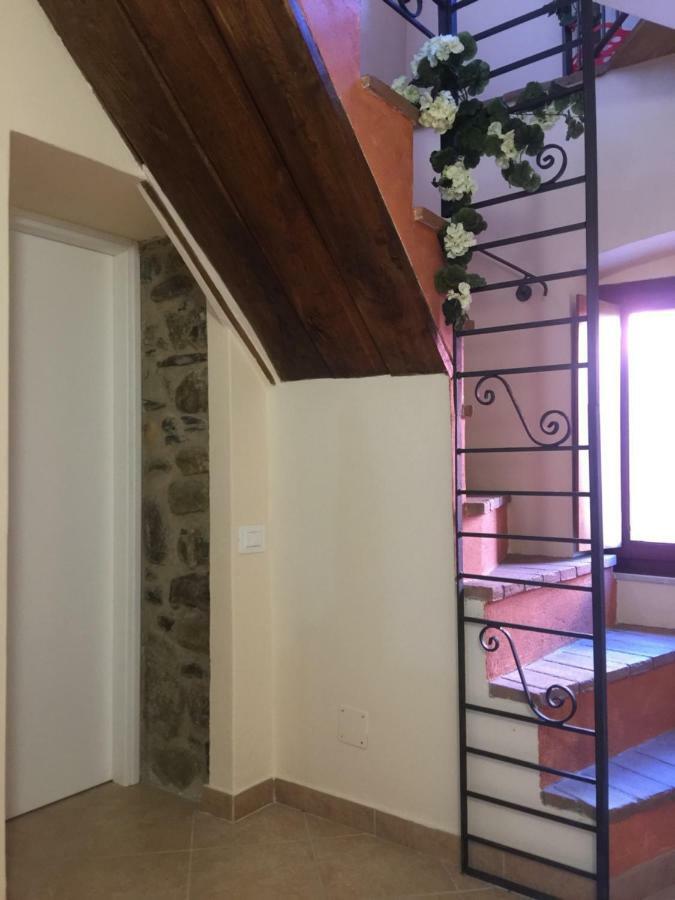 Casa Vacanze Elena Rometta Zewnętrze zdjęcie