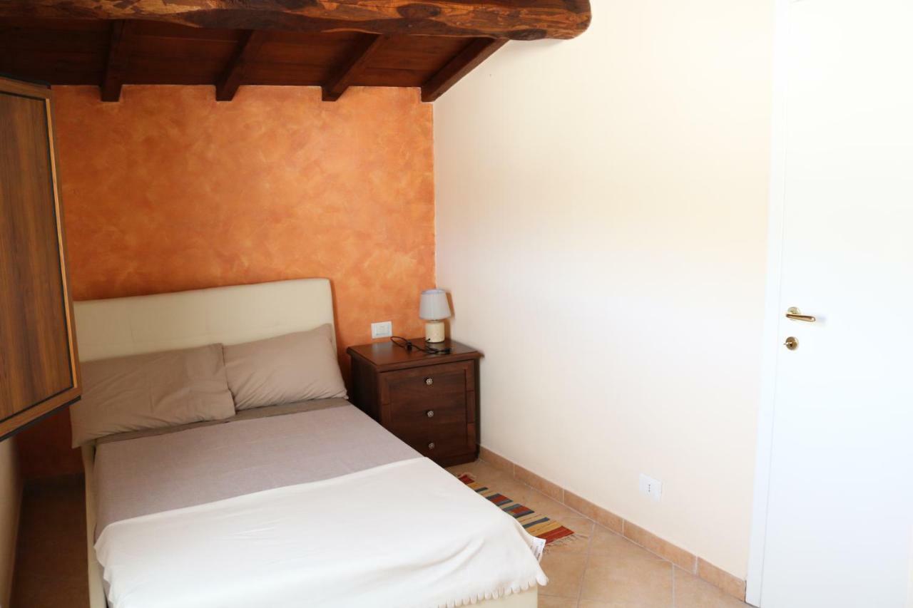 Casa Vacanze Elena Rometta Zewnętrze zdjęcie