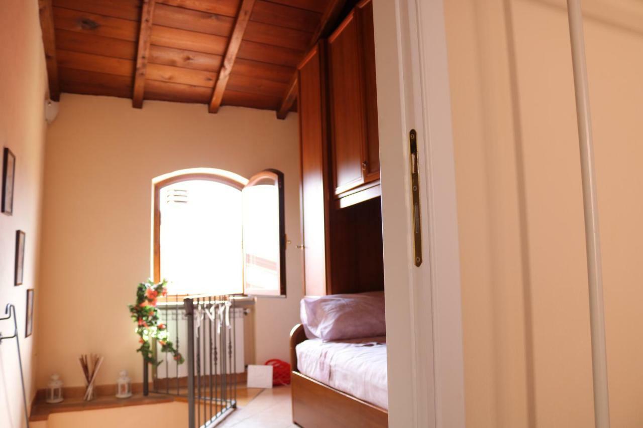 Casa Vacanze Elena Rometta Zewnętrze zdjęcie