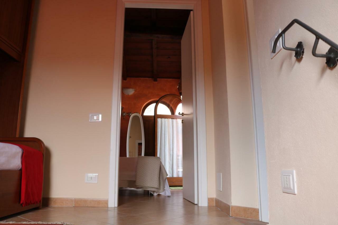 Casa Vacanze Elena Rometta Zewnętrze zdjęcie